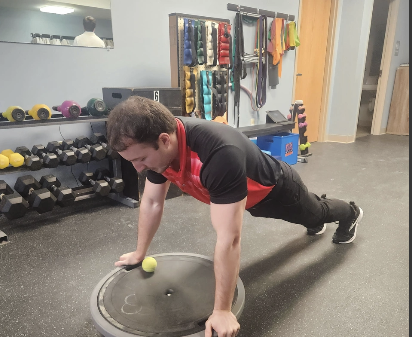 Shoulder Pain in Pittsburgh, PA: How the 4 Shoulder Joints Work Together