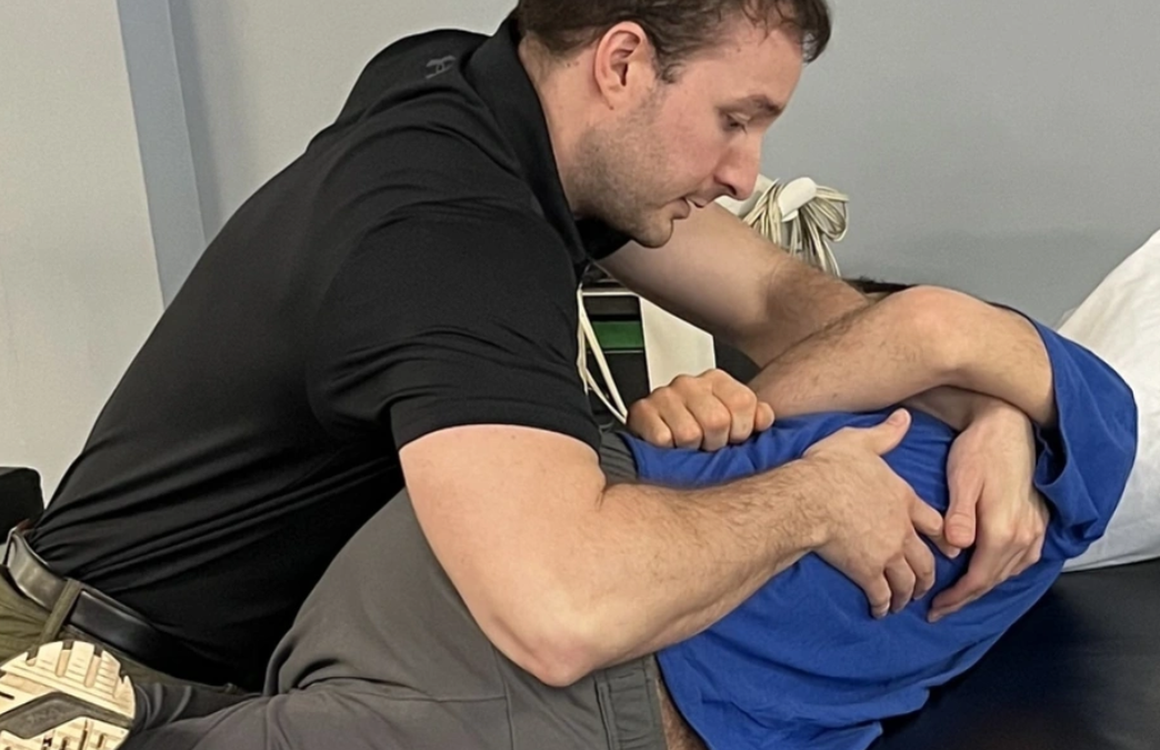 When Should You See a Physical Therapist? 7 Signs It’s Time